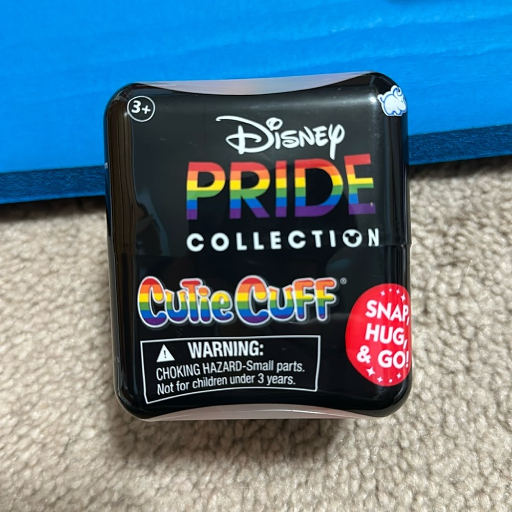Disney Pride Cutie Cuff Minnie Mouse
